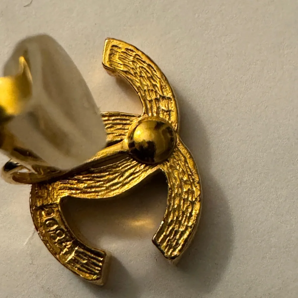 CHANEL Earrings Vintage CC Logo Crystal Clip On 24K Gold Plated Studs with Box